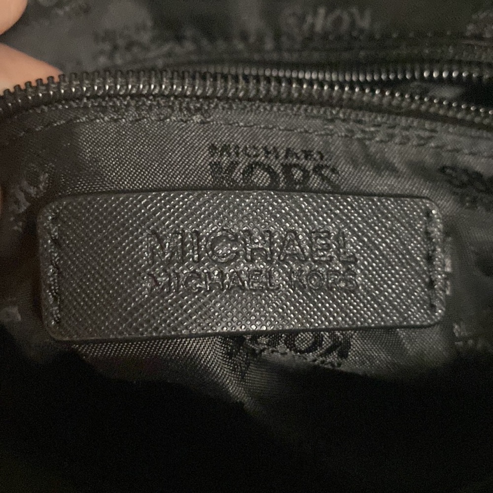 Michael Kors Crossbody - Picture 6 of 6